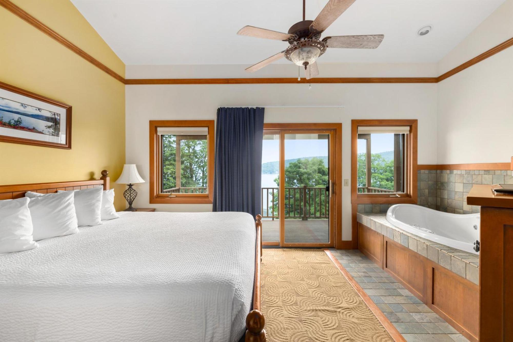 Sun Castle Resort Lac George Extérieur photo